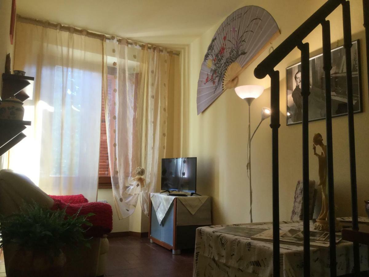 La Petite Maison Turandot Camaiore Exteriör bild